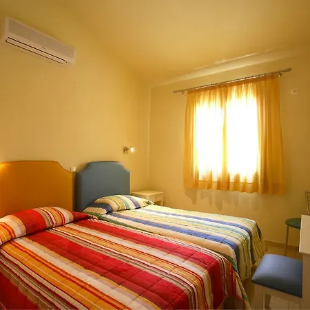 Porto Skopelos Villas Exterior photo