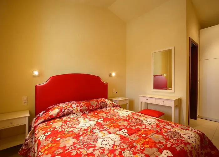 Porto Skopelos Villas