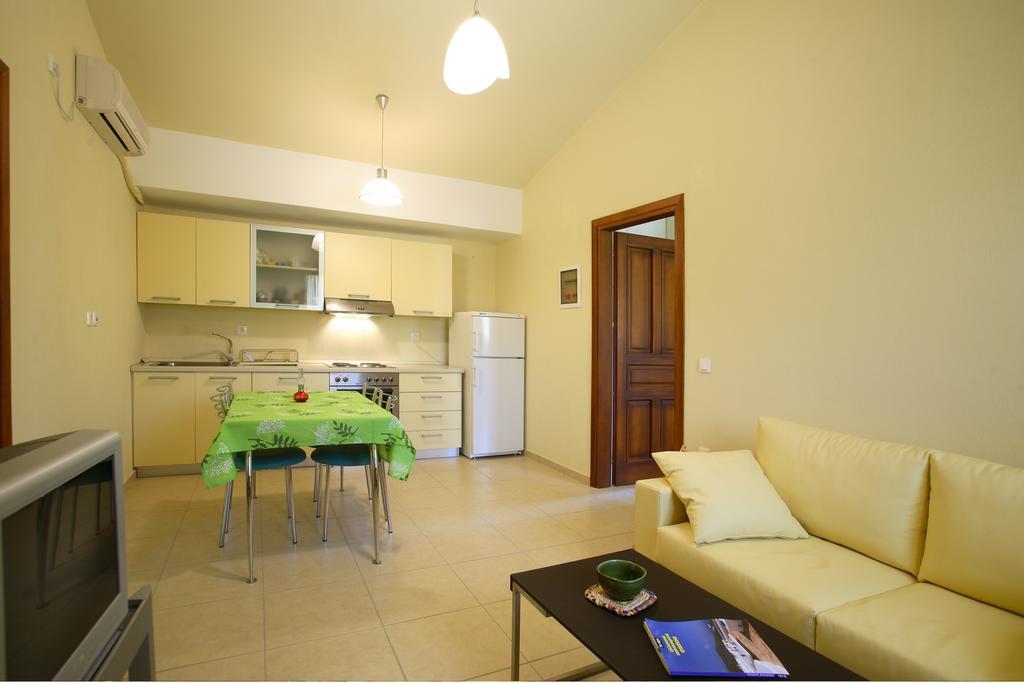 Porto Villas Skopelos Town